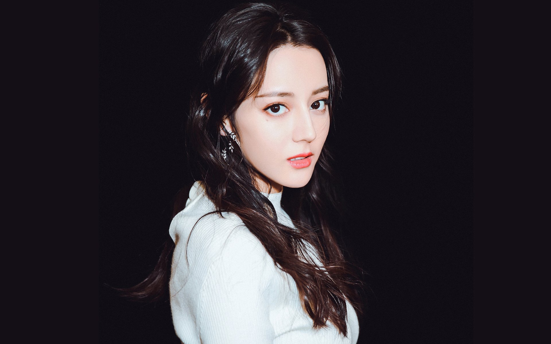 2018年西部决赛：库里在第三节一人投中五个三分球，一举扳平系列赛！