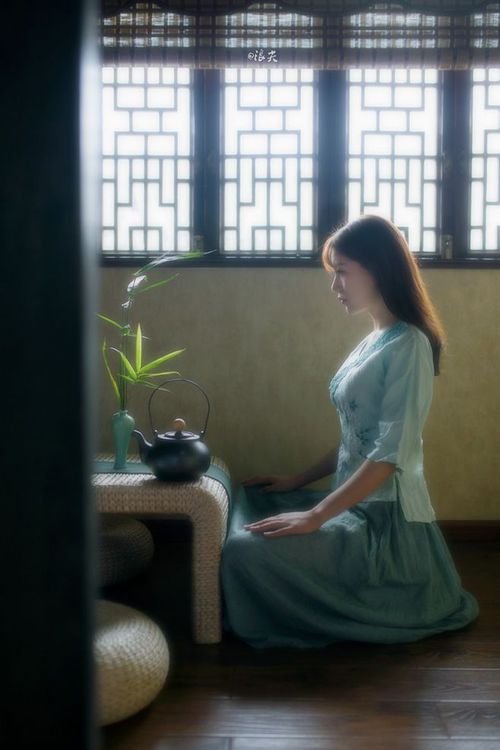 “雪域疾驰:冰雪赛段的King赛场”,冰雪赛事视频