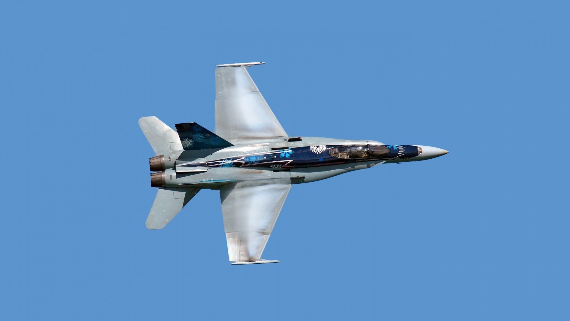 墨西哥队前锋马丁内斯在巴黎奥运会上表现出色,墨西哥产的马丁