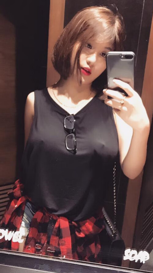 安德烈·桑托斯在斯特拉斯堡表现出色,未来备受期待,安德雷桑托斯