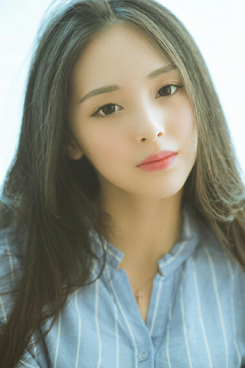 女子篮球青训注重身体素质与技术结合,女子篮球队训练内容