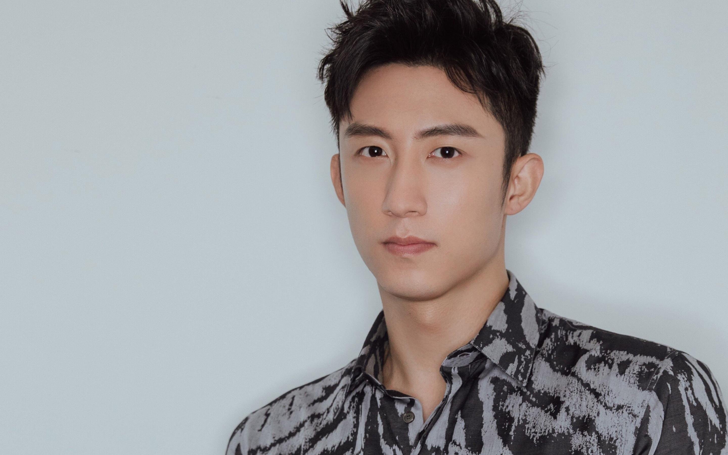 替补球员把握上场机会关键时刻送出决定性助攻,替补球员应从什么位置入场